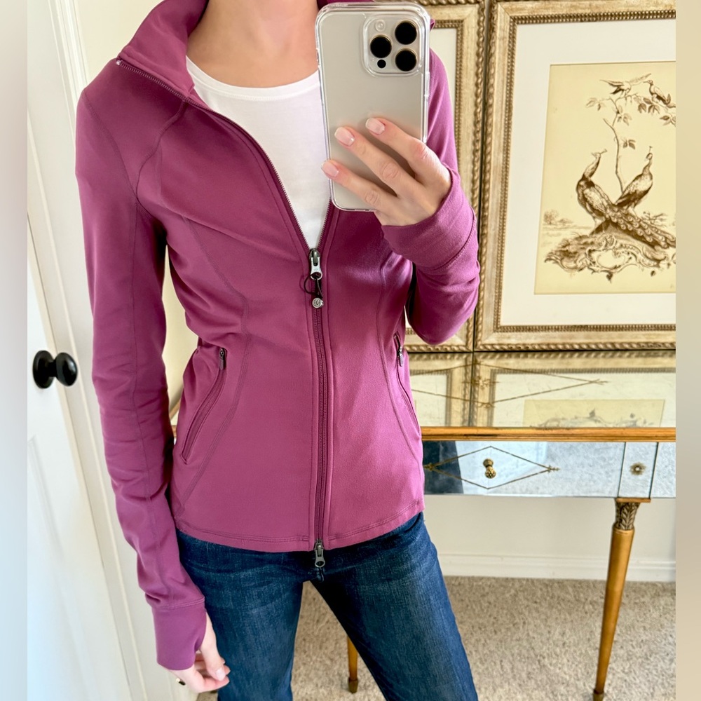 Zella full zip stretch activewear jacket. Size S=XS (runs small). Good condition